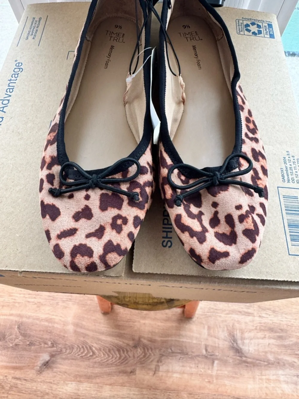 Time and Tru Women's Leopard Print Ballet Flats Size 9.5 NWT Memory Foam Bow - Picture 4 of 6